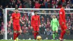 Liverpool thua sốc: Nhà vô địch sẽ không đá như vậy
