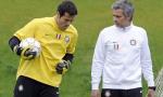 Cựu thủ môn Inter xem HLV Mourinho "còn hơn một người cha"