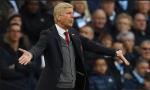 Người cũ chỉ ra 2 sai lầm của Wenger trước Man City