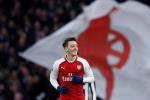 Người Arsenal lo lắng với phong độ chói sáng của Ozil