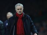 Mourinho lại bao biện: “Chúng tôi quá đen!”