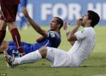 Tiền đạo Suarez lừa dối vợ con về scandal “cắn người” ở World Cup 2014