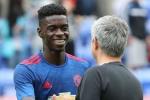 Mourinho thừa nhận sẽ để Tuanzebe rời M.U
