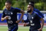 Arsenal sẽ có Lacazette với mức giá bèo