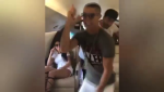 Ngôi sao Ronaldo múa hát mua vui cho bạn gái