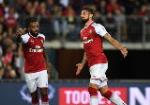 Giroud bất ngờ khen ngợi đối thủ cạnh tranh Lacazette