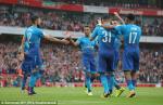 Arsenal 5-2 Benfica: Walcott, Giroud thi nhau tỏa sáng