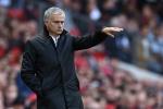 Mourinho ca ngợi "cầu thủ thứ 12" sau chiến thắng