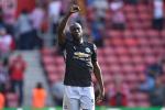 Lukaku được so sánh với tay săn bàn huyền thoại của M.U
