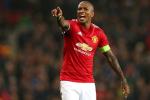Ashley Young: "Tôi sẽ thi đấu cho đến lúc nào không chạy được nữa"