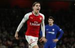 Người hùng Bellerin nói gì sau khi giải cứu Arsenal thoát thua Chelsea?