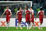 Arsenal đại náo Azerbaijan: Thắng to mà cũng lo