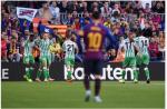 Video tổng hợp: Barca 3-4 Betis (Vòng 12 La Liga 2018/19)