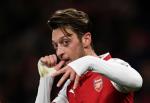 Mesut Ozil phá kỷ lục kiến tạo của Eric Cantona