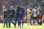 Chelsea ngược dòng hạ Southampton: Liều thuốc giảm đau cho Conte