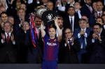 La Liga xác nhận Iniesta sắp rời Barca?