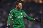 Sao Man City thừa nhận Alisson Becker giỏi hơn một bậc