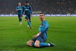 Ronaldo khiến cả thế giới “cạn lời” khi lập siêu phẩm vào lưới Juve