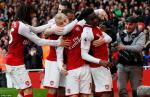 Hạ Southampton, Arsenal san bằng kỷ lục gần 60 năm trước