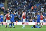 Leicester 3-1 Arsenal: Mất người sớm, "Pháo thủ" tử nạn