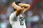 Cực sốc: Mesut Ozil bất ngờ tuyên bố chia tay ĐT Đức