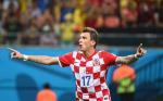 Trước thềm đại chiến Anh vs Croatia, Mandzukic 'đe dọa' Pickford