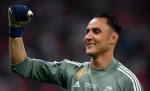 Keylor Navas không lo mất suất bắt chính tại Real