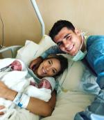 Tiền đạo Morata đón cặp song sinh đầu lòng