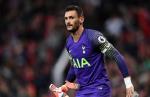 Hugo Lloris báo tin buồn cho Tottenham