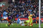 Man City thắng đậm Huddersfield: Lấy lại thể diện nhờ hiệp 2
