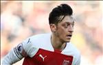 HLV Arsenal bất ngờ dành lời khen cho Mesut Ozil