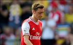Lý do bất ngờ khiến Mesut Ozil kiên quyết không rời Arsenal