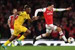 Bellerin hạnh phúc trong ngày tái xuất sân cỏ