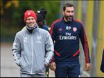 Robert Pires lên tiếng về phong độ thất vọng của Arsenal