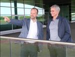 Ed Woodward tiết lộ lý do từ chối các yêu cầu chuyển nhượng từ Mourinho?