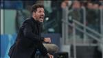 Thầy trò Simeone bực ra mặt sau trận thua Juventus