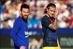 VIDEO: Lộ Clip Messi thờ ơ với Griezmann trên sân tập