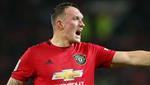 Solskjaer ra dấu "người thừa" Phil Jones sẽ ở lại MU
