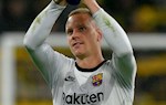 Ter Stegen úp mở tương lai tại Barca trước thềm El Clasico