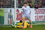 Freiburg 1-3 Bayern Munich: Sao vô danh lập công, "Hùm xám" thắng hú vía