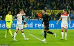 Dortmund 5-0 Dusseldorf: Reus vs Sancho rực sáng, Dortmund bay vào Top 3