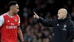 Arsenal nguy ngập, HLV Ljungberg van nài các ngôi sao
