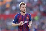 Ivan Rakitic chặn đường tạo ra cú sốc của Liverpool