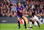 Sergio Busquets: “Barca xứng đáng vào bán kết hơn MU”