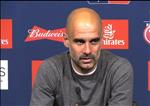 VIDEO: Man City "ăn ba" lịch sử, Pep Guardiola vẫn nổi đóa vì bị hỏi xoáy