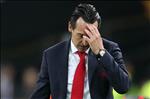 2 huyền thoại bênh vực HLV Emery, chỉ trích BLĐ Arsenal