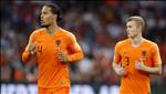 Huyền thoại Barca thừa nhận thua xa cặp trung vệ siêu hot Van Dijk - De Ligt