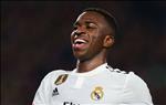 Đồng đội tại Real Madrid khuyên Vinicius đặt mục tiêu QBV