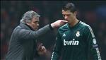 Jose Mourinho đang chờ đợi cơ hội được thay thế Zidane ở Real Madrid