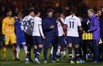 HLV Pochettino giải thích thế nào sau trận thua Colchester?